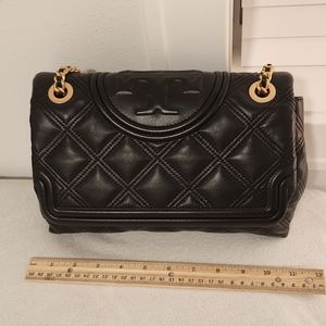 Tory Burch Soft Fleming Shoulder bag in black (regular size)